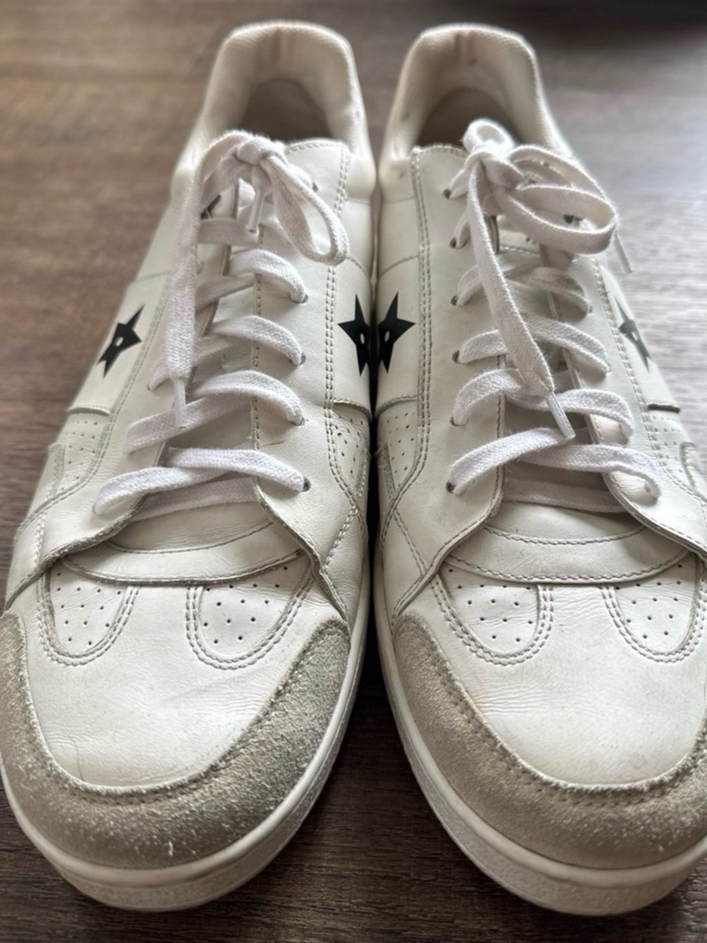 Dior White Lace-Up Sneakers with Black Star Motif - Picture 2 of 8